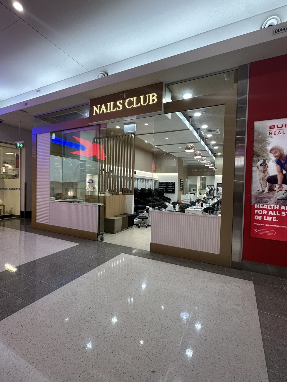 The Nails Club shop front